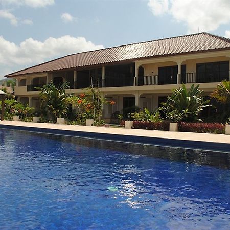 Lombok Beach Villa Mangsit Exterior foto
