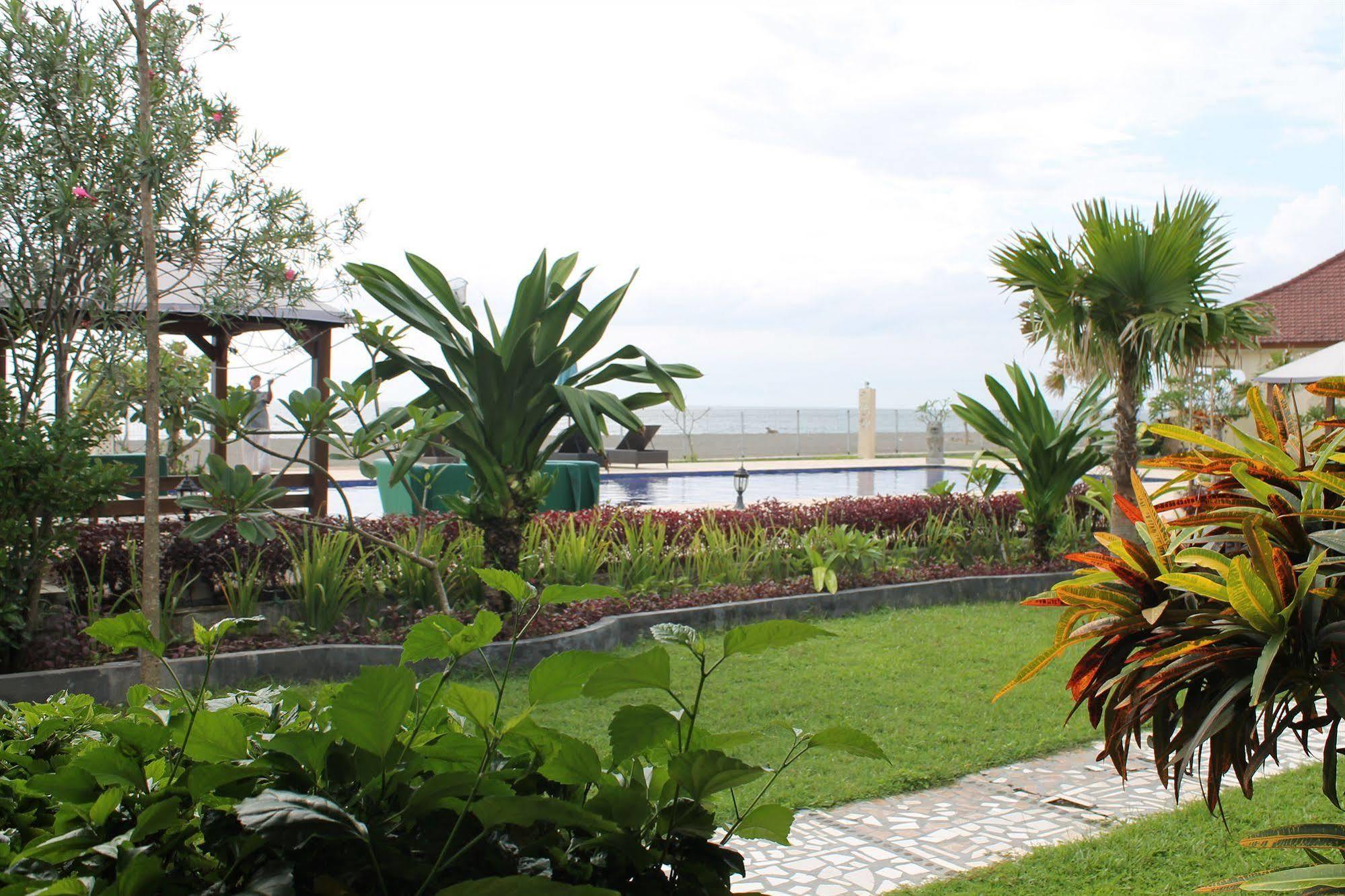 Lombok Beach Villa Mangsit Exterior foto